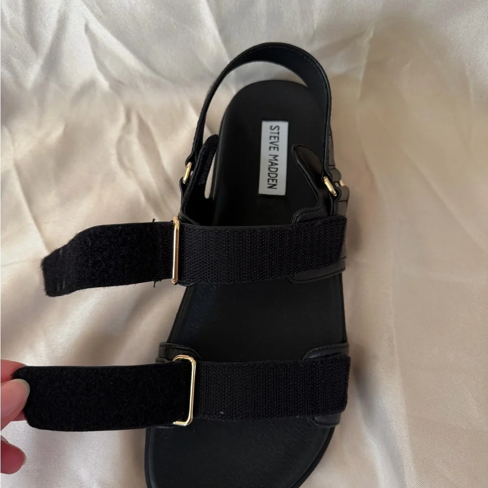 Steve Madden Black Sandals with Gold Accents - Picture 4 of 16